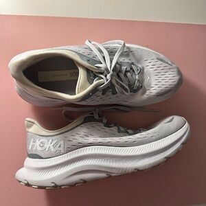 Women’s Hoka Size 7 Sneakers